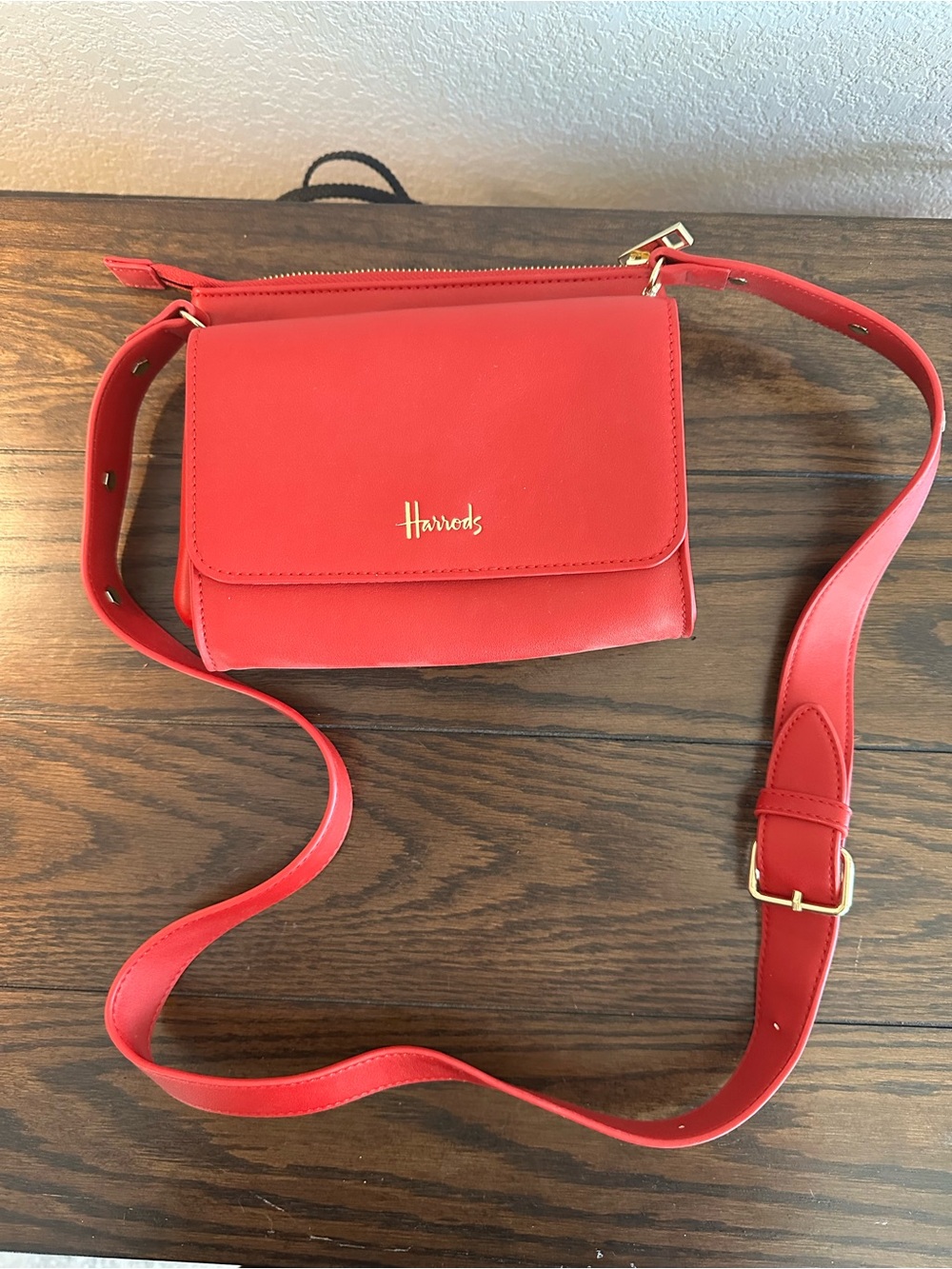 Harrods Signature Red Crossbody Bag with Gold-Tone Hardware